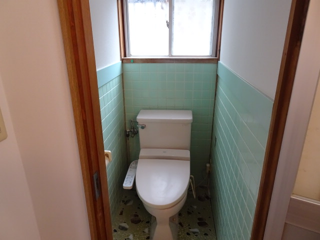 城南2貸家のトイレ写真