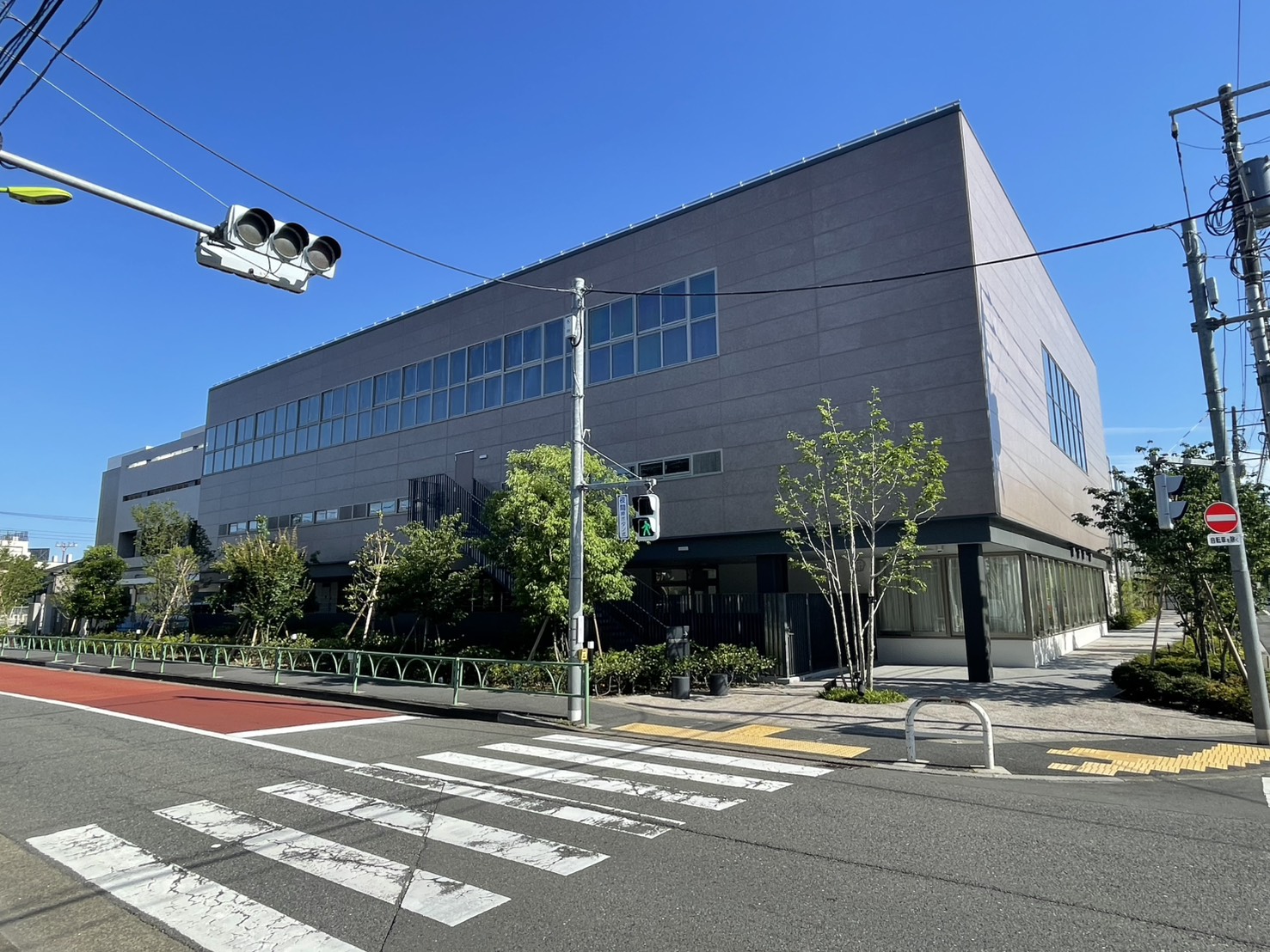 小学校　世田谷区立瀬田小学校（小学校）まで664m