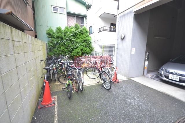 庭　同建物参考写真