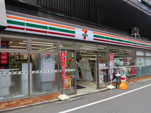 コンビニ　セブンイレブン 北区赤羽1番街店（コンビニ）まで113m