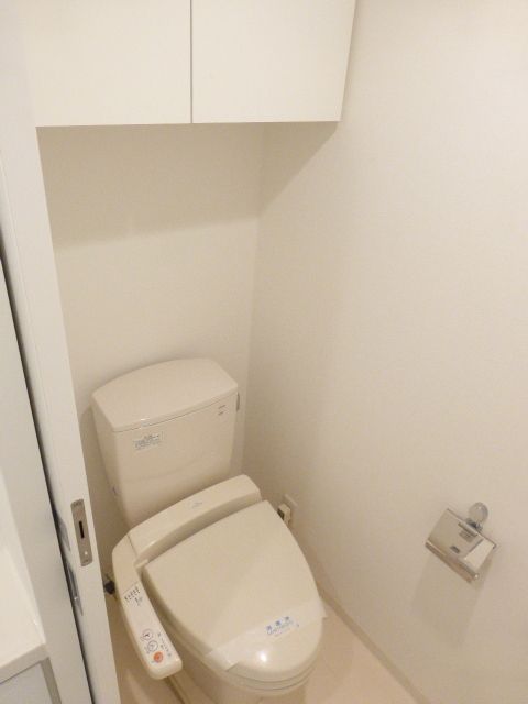 トイレ　ウォシュレット付のトイレです