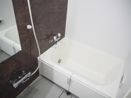 バス・シャワールーム　バス・トイレ別です