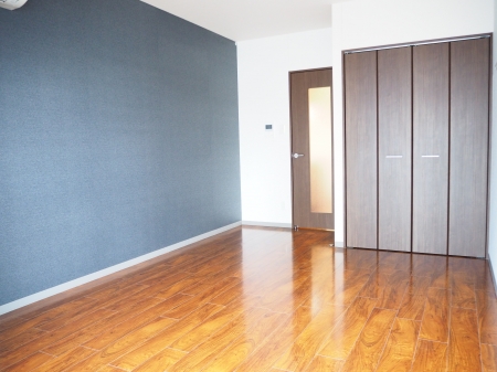 居室・リビング　洋室8.4帖のお部屋です。