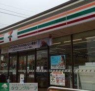 コンビニ　セブンイレブン名古屋弥富通1丁目店（コンビニ）まで370m
