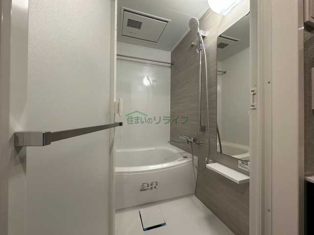 バス・シャワールーム　別部屋同タイプ部屋の参考写真となります。