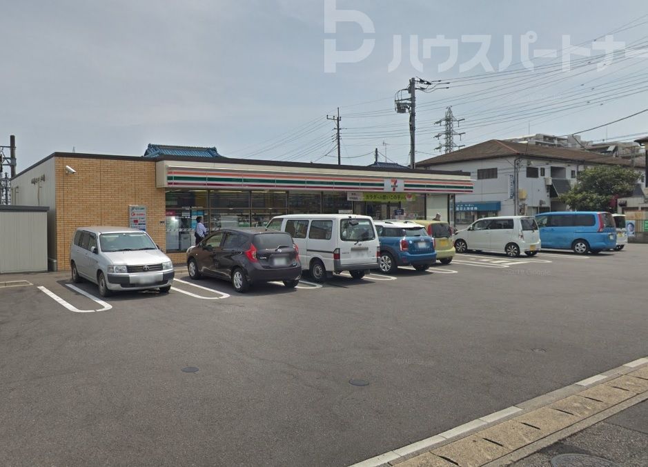 コンビニ　セブン-イレブン 柏豊住３丁目店（コンビニ）まで670m
