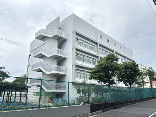 小学校　横浜市立長津田小学校（小学校）まで458m