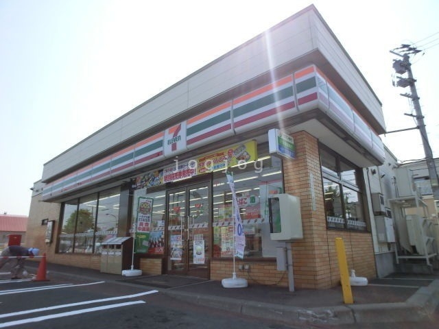 コンビニ　セブンイレブン札幌屯田6条店（コンビニ）まで1383m