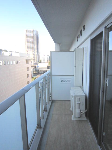 バルコニー　南向きベランダ
