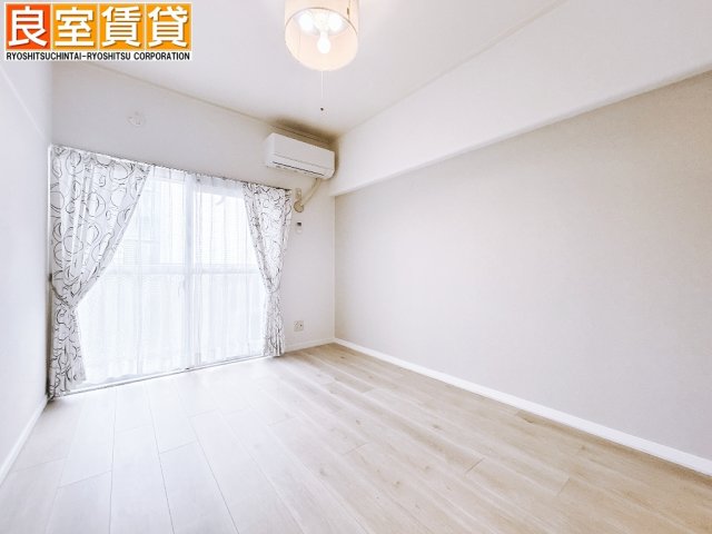 居室・リビング　洋室　6帖