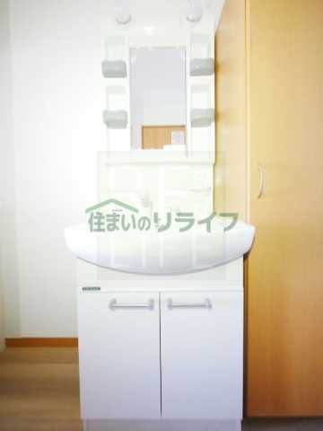 洗面設備　TRADIS NIPPORI E