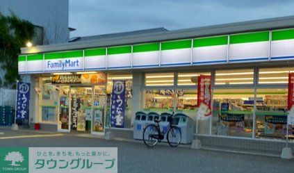 コンビニ　ファミリーマート豊中中桜塚店（コンビニ）まで210m