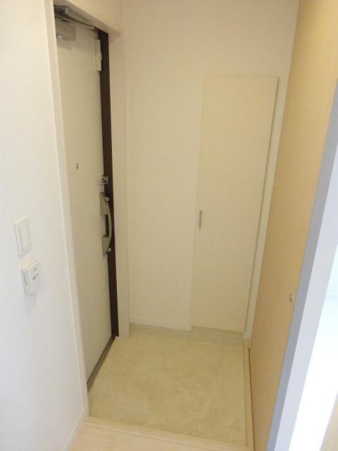 玄関　★お問い合わせはタウンハウジングまで★