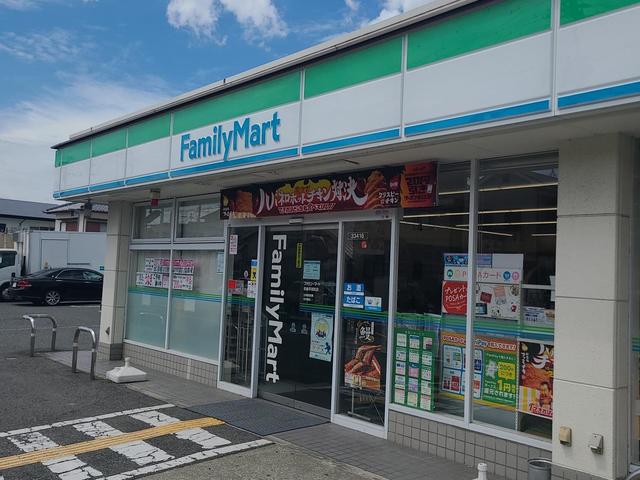 コンビニ　ファミリーマート和泉芦部町店（コンビニ）まで1690m