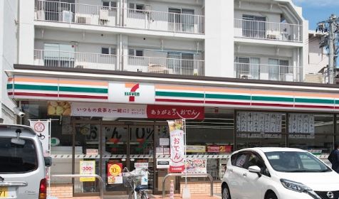 コンビニ　セブンイレブン 広島西川口町店（コンビニ）まで166m