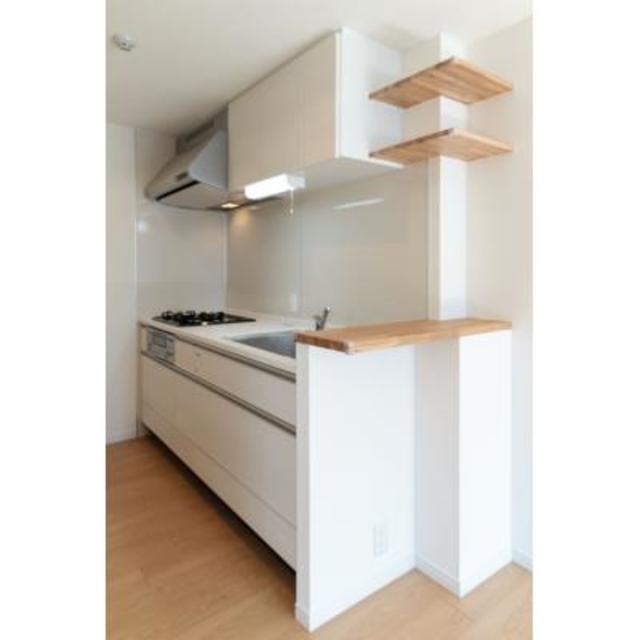 キッチン　※写真は同タイプ住戸です。