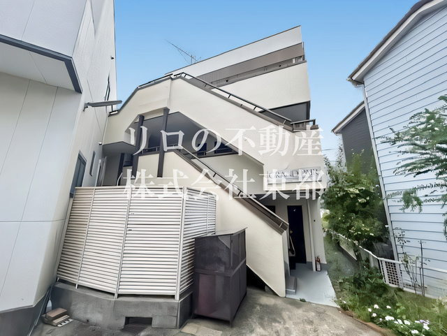 建物外観　閑静な住宅地でゆったりライフスタイルを満喫してください♪