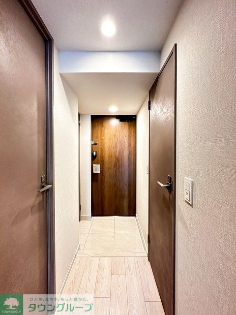 玄関　※写真は同タイプ住戸です。