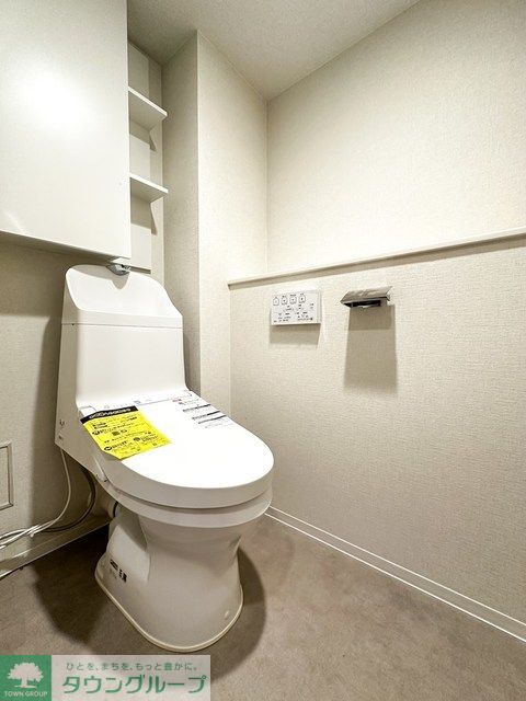トイレ　※写真は同タイプ住戸です。