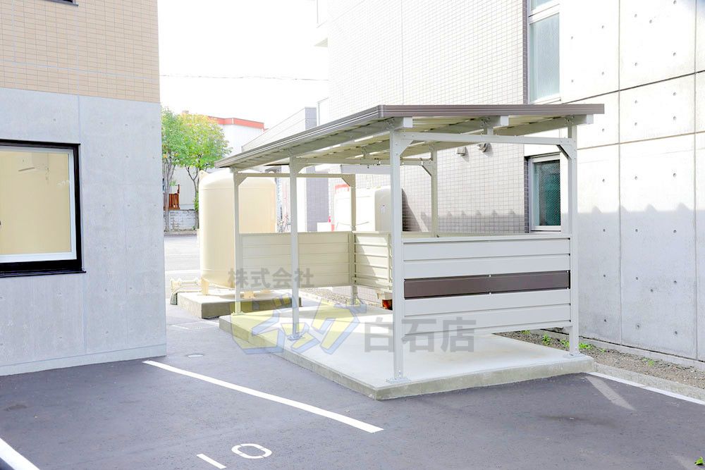 その他共有部分　屋根付き駐輪場完備しています♪