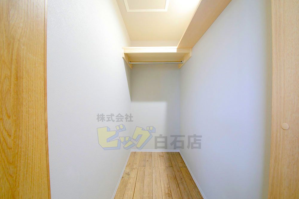 収納　各部屋にウォークインクローゼット付きです♪
