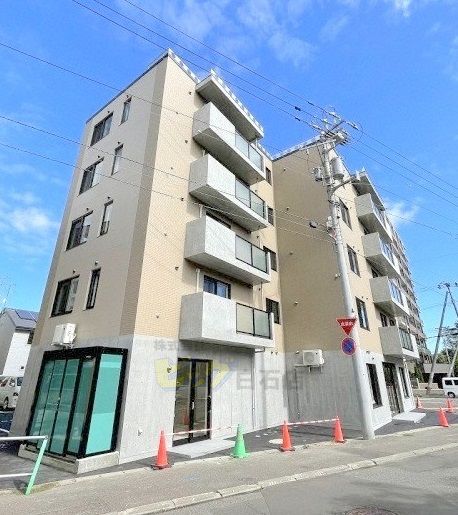 建物外観　Ｗｉ－Ｆｉ付きネット無料採用の２ＬＤＫマンションです♪