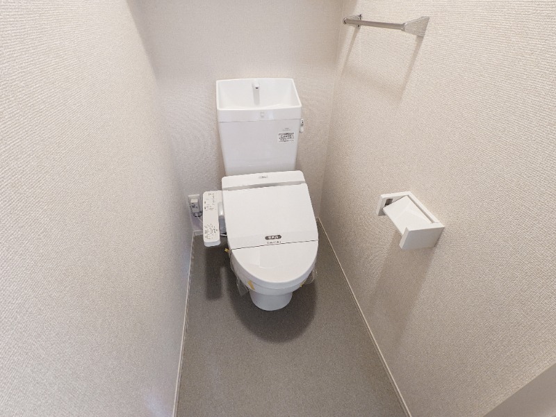 トイレ　図面と現状に相違がある場合には現状を優先