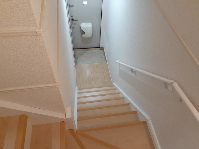 玄関　落ち着いた玄関です