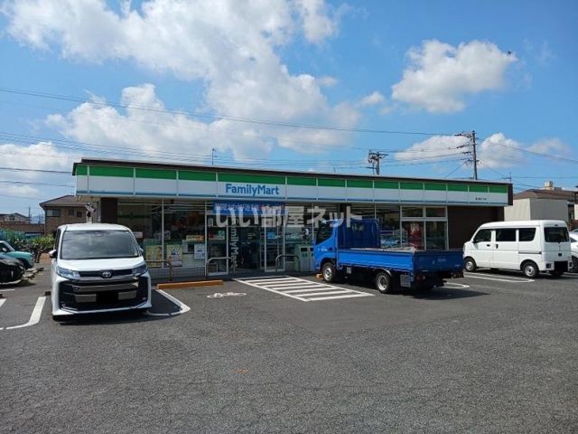コンビニ　ファミリーマート福山曙５丁目店（コンビニ）まで227m