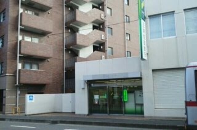 銀行　三井住友銀行（銀行）まで851m