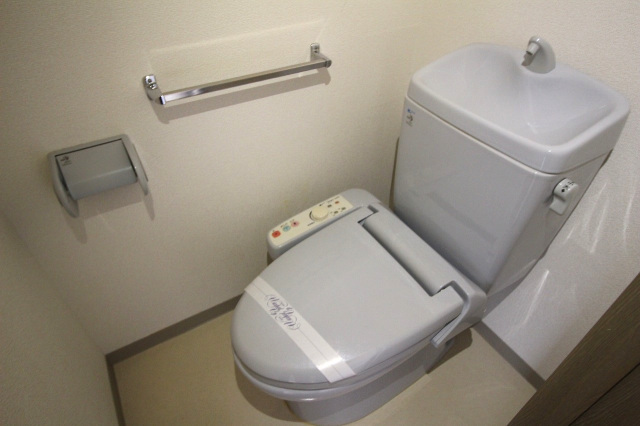 第6小谷ビルの風呂写真