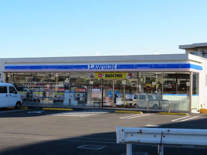 コンビニ　ローソン 瀬谷南台一丁目店（コンビニ）まで203m