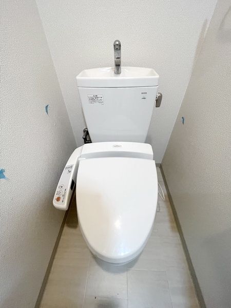 トイレ　トイレ