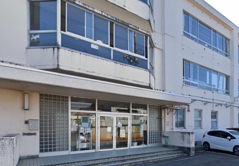 小学校　黒条小学校（小学校）まで687m