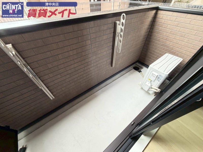 バルコニー　同型タイプ画像