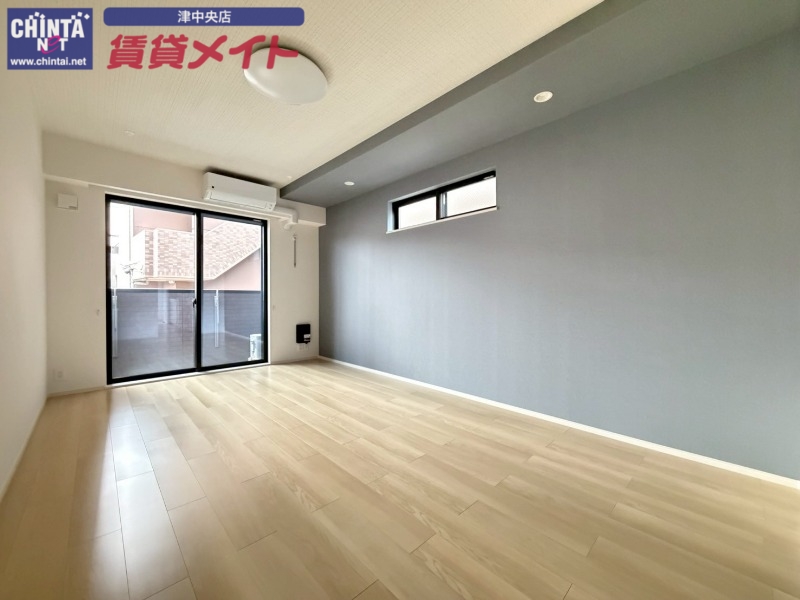 居室・リビング　同型タイプ画像