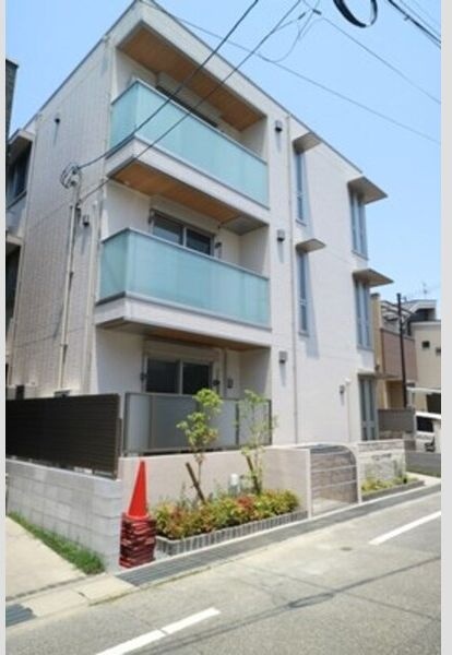 ＪＲ東海道本線 甲子園口駅 徒歩14分 3階建 築6年の外観写真