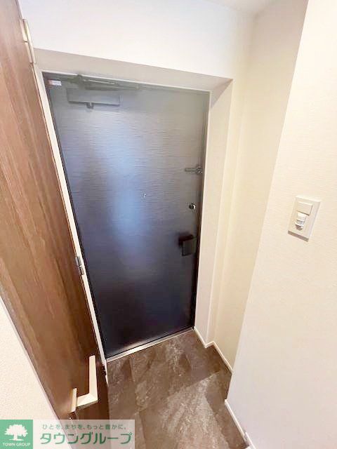 玄関　※同物件別室参考写真
