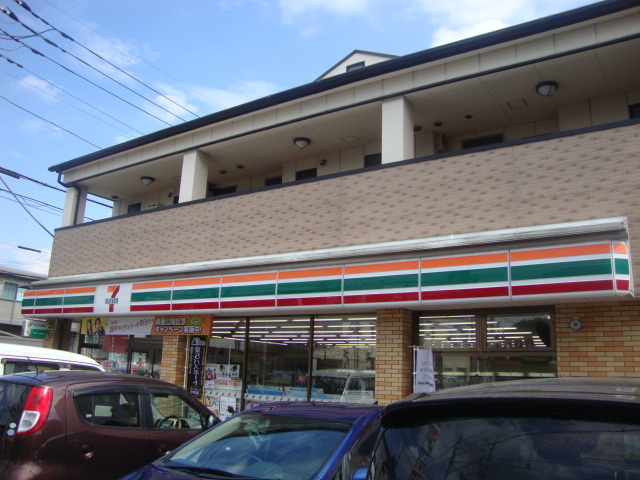 コンビニ　セブンイレブン領家店（コンビニ）まで741m