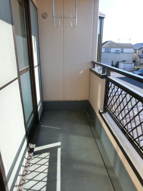 バルコニー　専用バルコニー