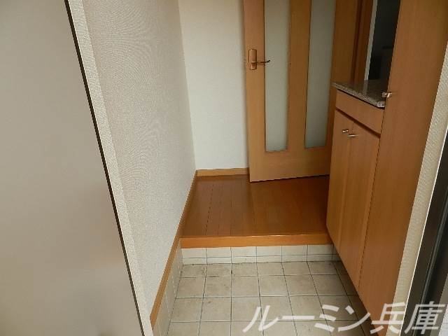 メゾンオルタンシアIIの玄関写真
