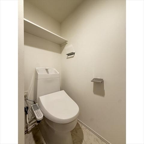 FUSION 池袋 WESTのトイレ写真