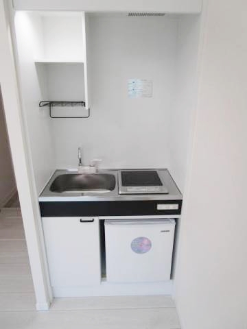 キッチン　広々使える快適な調理スペースです♪