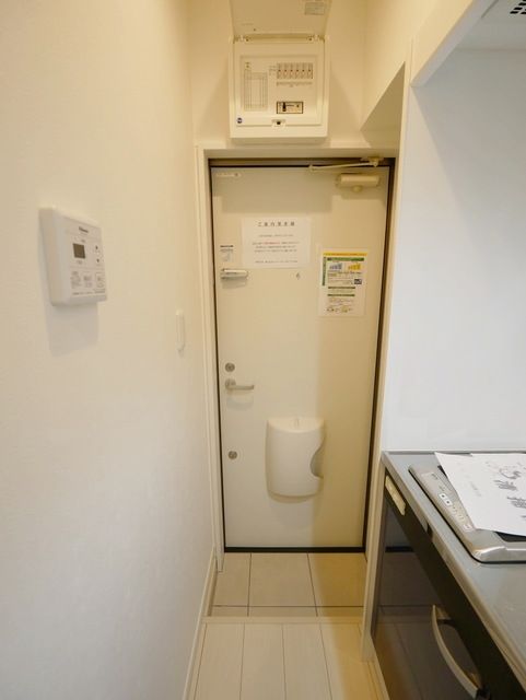 玄関　★お部屋探しは株式会社タウンハウジング東京まで★