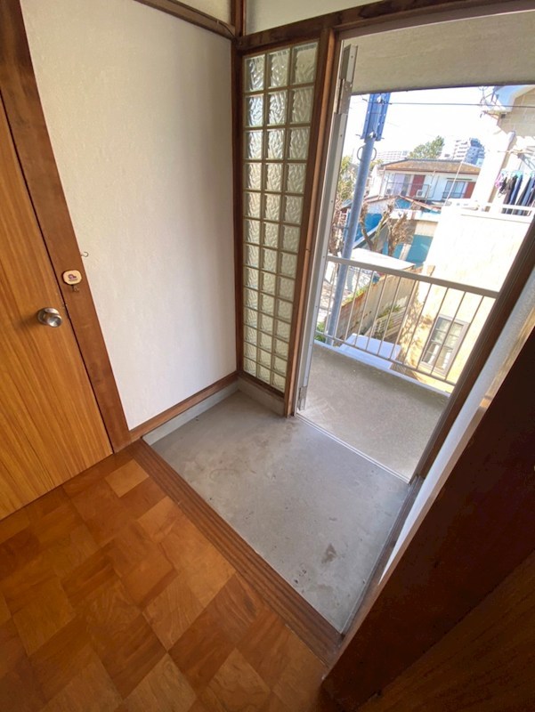玄関　別部屋参照