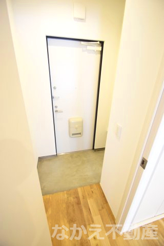 玄関　収納もある玄関です