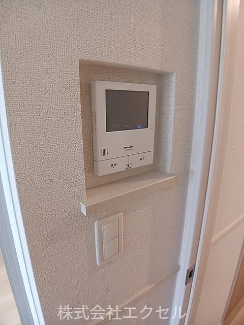 セキュリティ　モニター付きインターホンです。