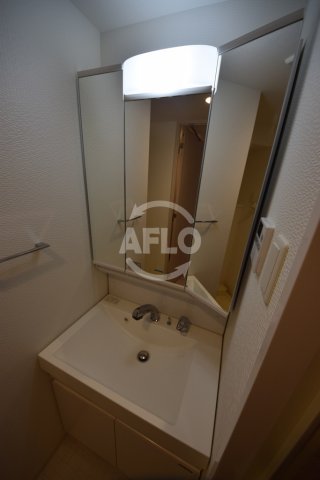 洗面設備　S-RESIDENCE阿波座WEST　独立洗面化粧台