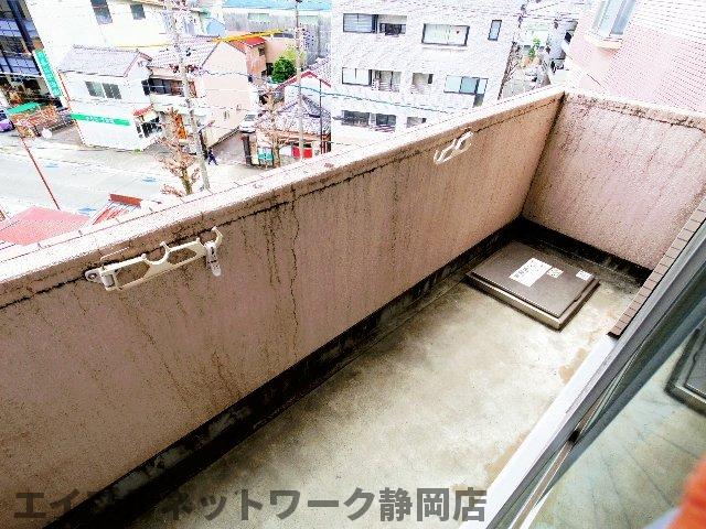 ＪＲ東海道本線 静岡駅 徒歩24分 6階建 築36年の内装写真