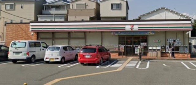 コンビニ　セブンイレブン　豊中稲津町1丁目店（コンビニ）まで191m